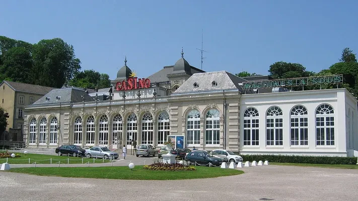 en tête casino contrexéville