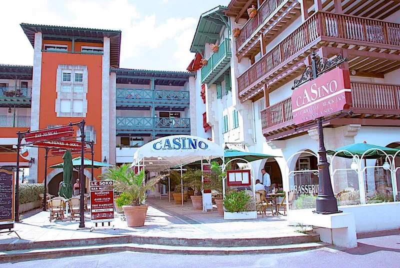 Devanture du casino d'Hendaye