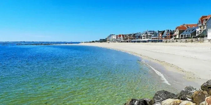 plage de la ville de larmor plage