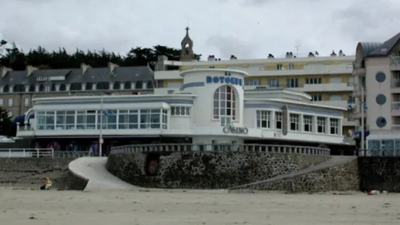extérieur casino pléneuf val andré