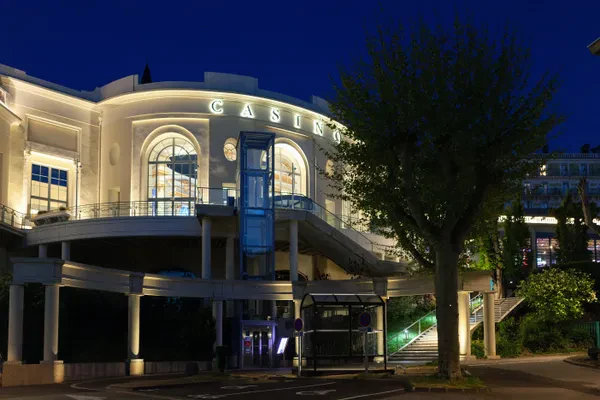 Header casino Royat