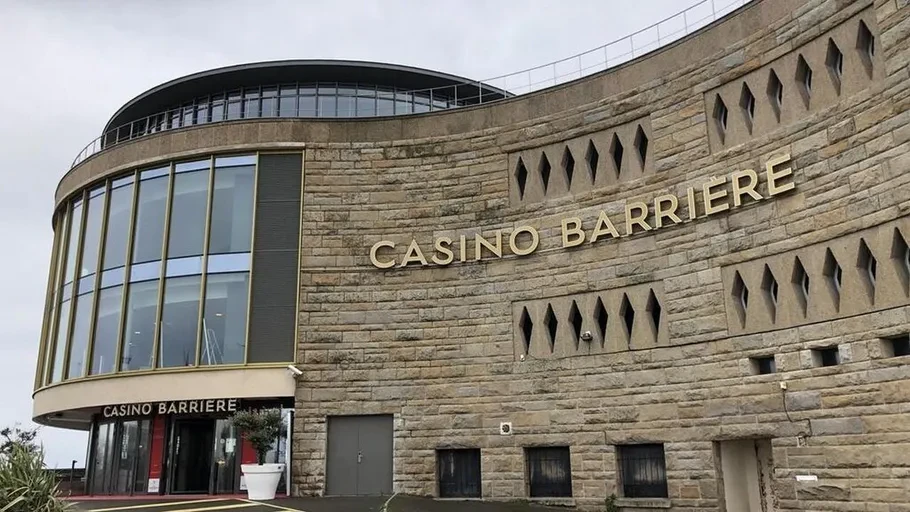 miniature casino saint malo