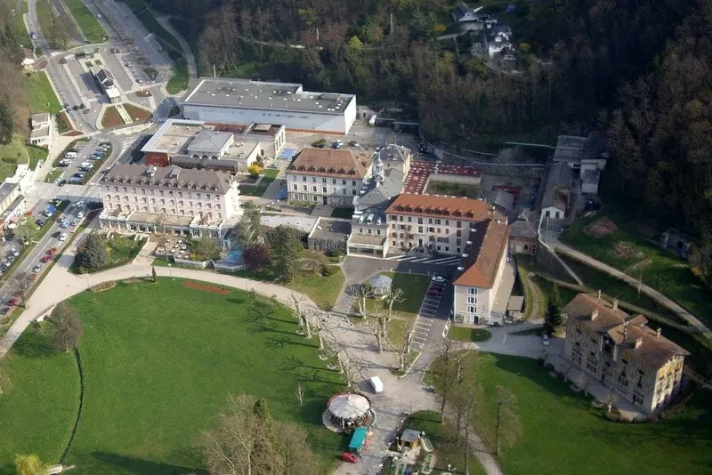 histoire casino d'uriage