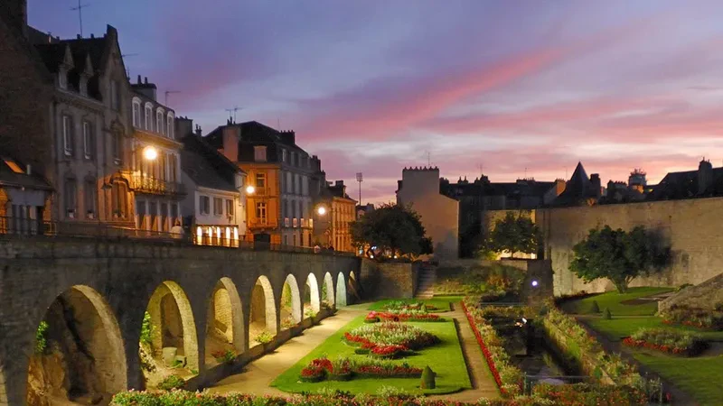 ville de vannes et son casino morbihan bretagne