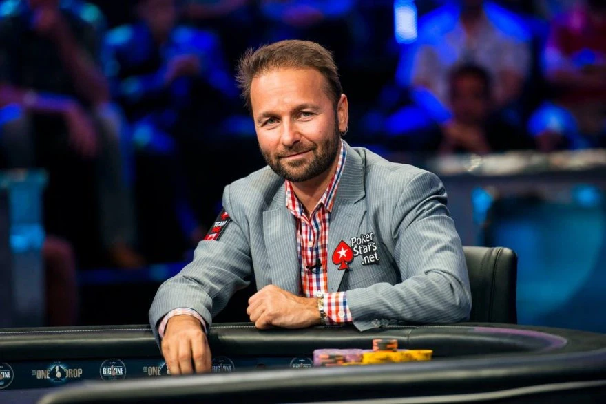 portrait daniel negreanu
