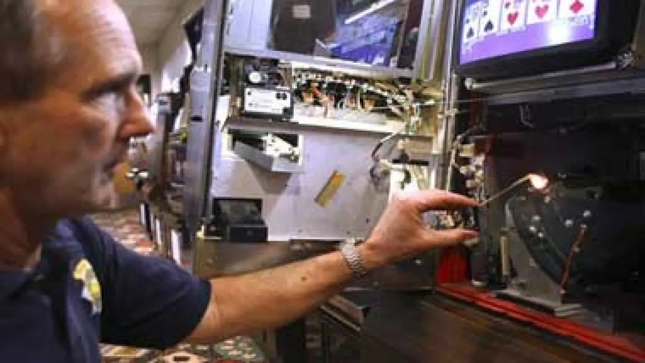 Dennis Nickrasch trafiquait les machines à sous