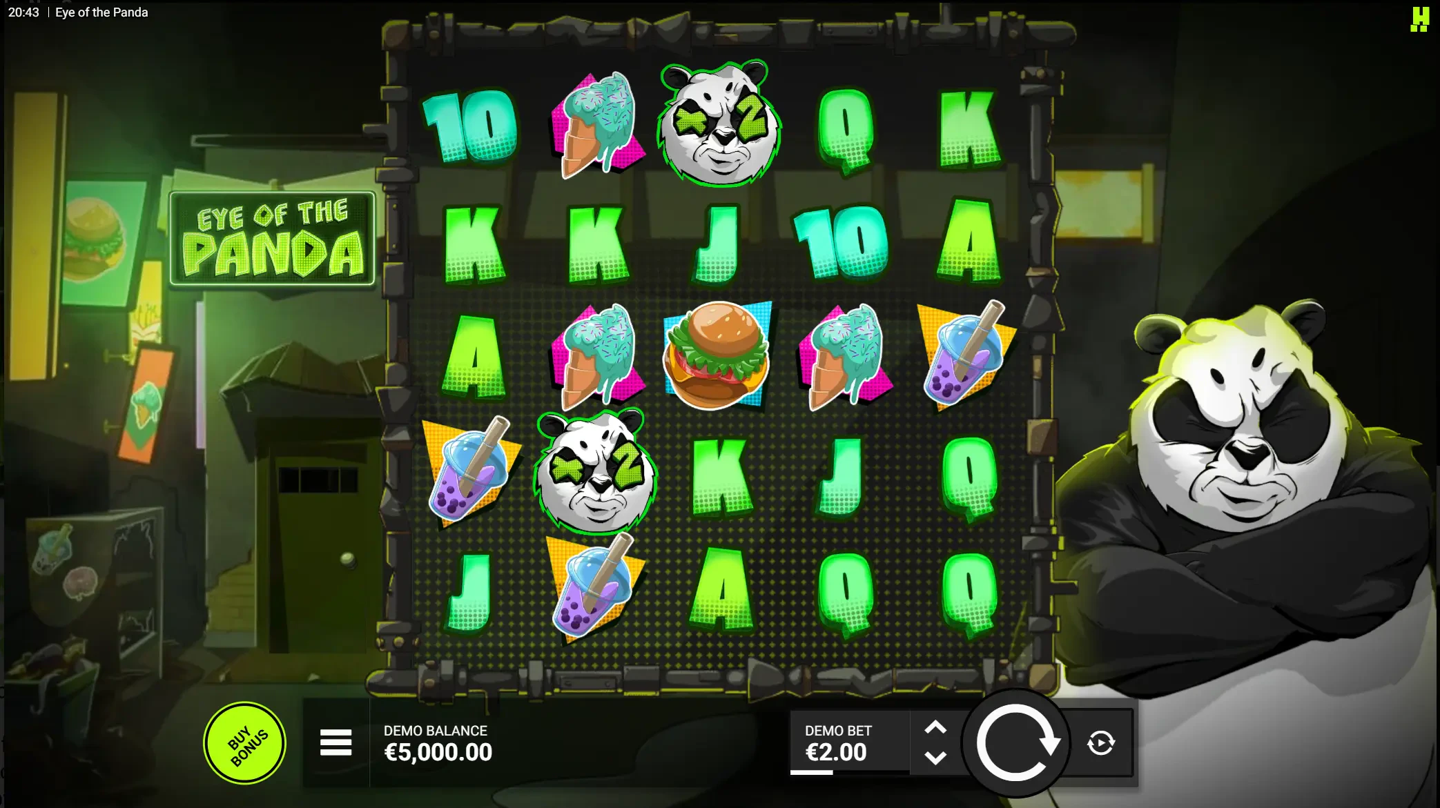 A distribuição do slot funciona da seguinte forma: cinco colunas e cinco linhas.